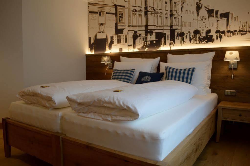 Hotel & Gaststaette Zum Erdinger Weissbraeu Мюнхен Экстерьер фото