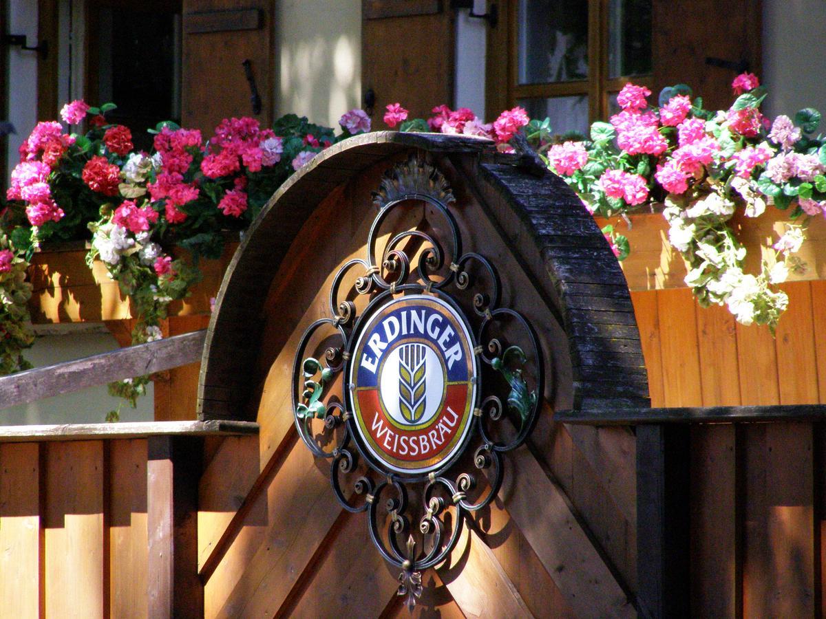 Hotel & Gaststaette Zum Erdinger Weissbraeu Мюнхен Экстерьер фото