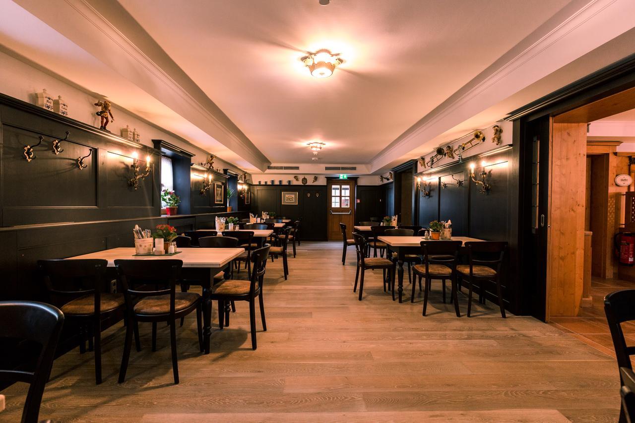 Hotel & Gaststaette Zum Erdinger Weissbraeu Мюнхен Экстерьер фото