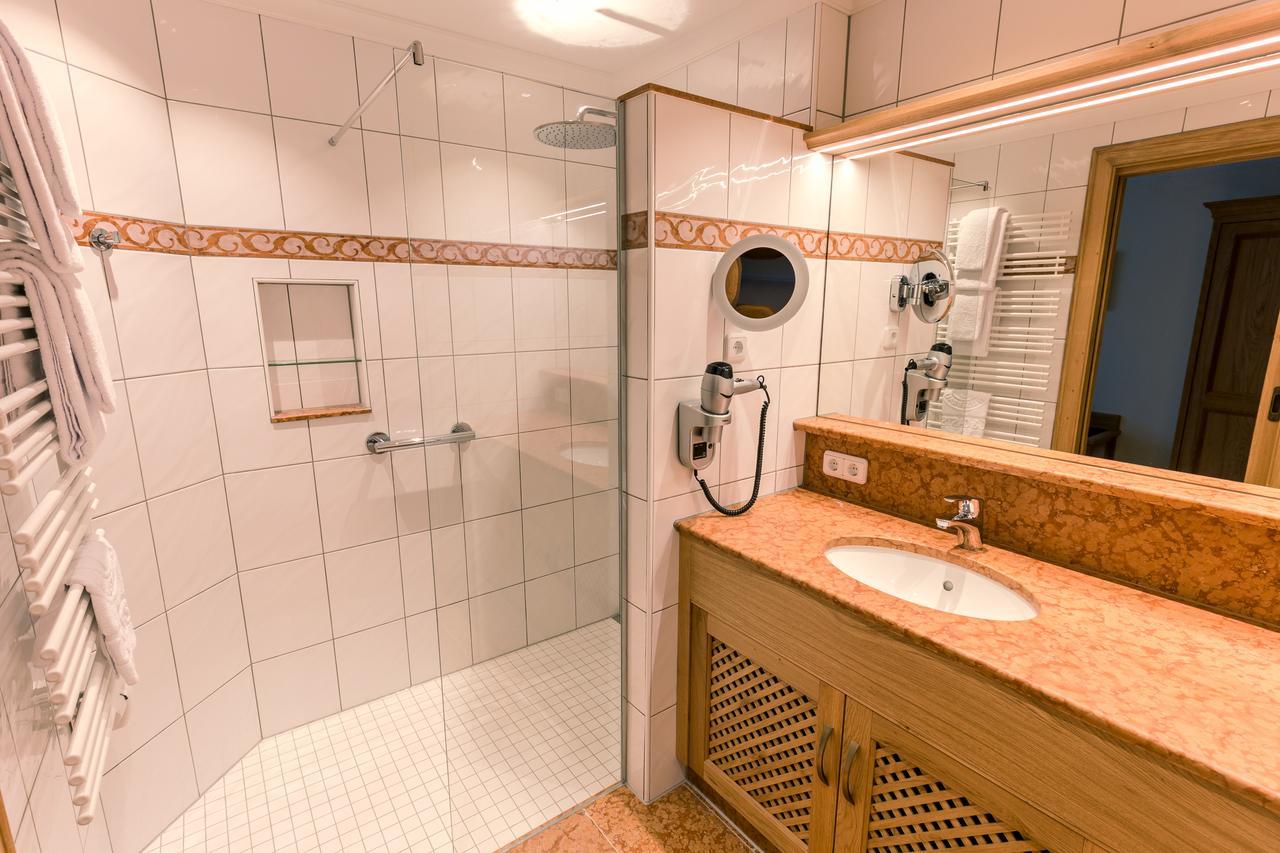 Hotel & Gaststaette Zum Erdinger Weissbraeu Мюнхен Экстерьер фото