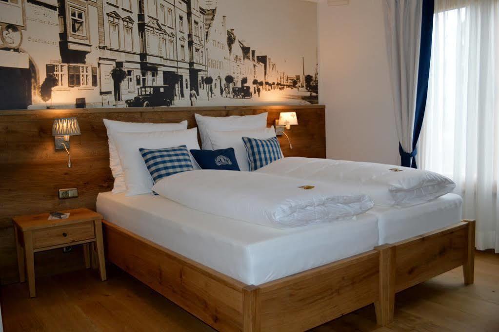 Hotel & Gaststaette Zum Erdinger Weissbraeu Мюнхен Экстерьер фото